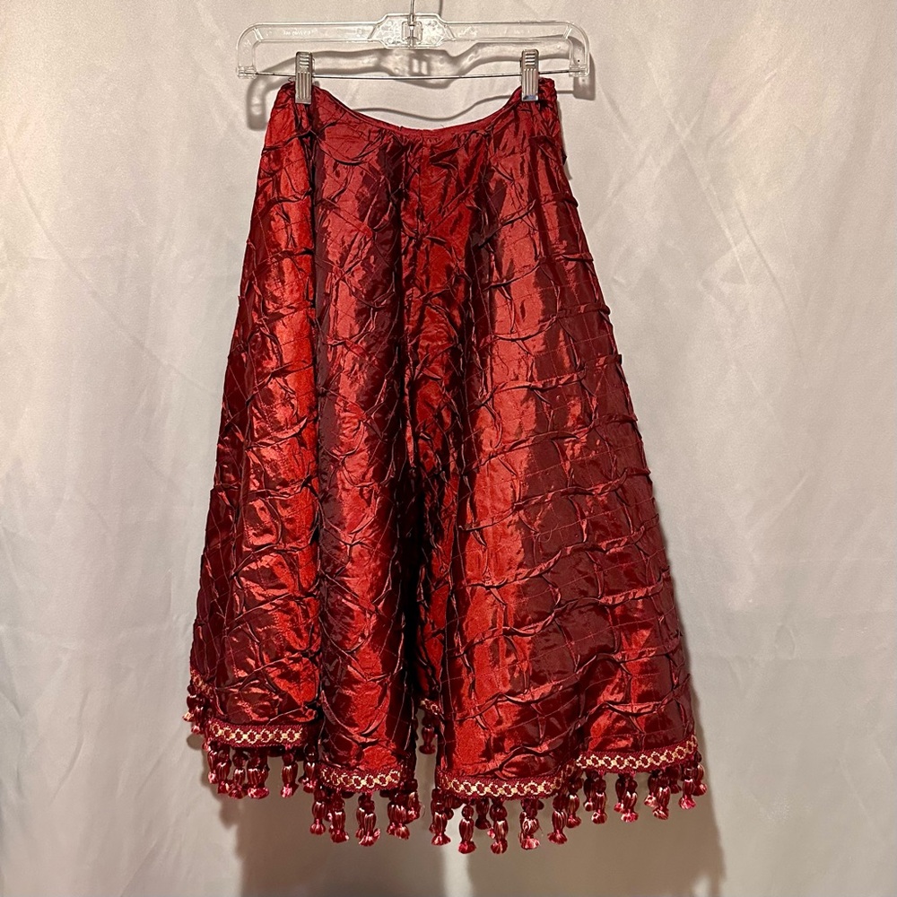 Vintage Burgundy Red Quilted Satin Christmas Tree Skirt with Tassel Hem 60”